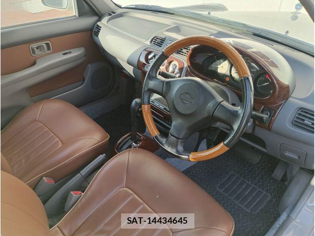 Nissan MARCH BOX 2000-10 4755228-8