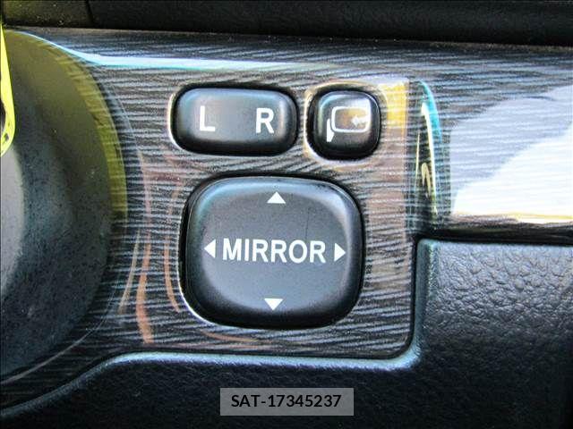 Toyota MARK II BLIT 2006-03 6791205-8