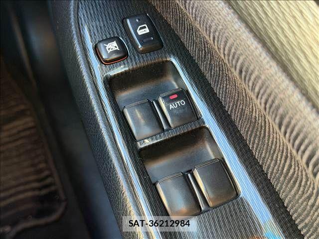 Toyota MARK II BLIT 2003-04 8871382-28