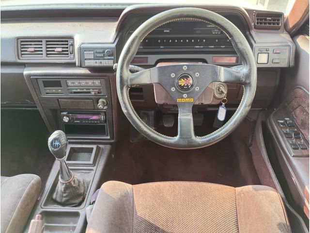 Toyota MARK II 1987-09 1546631-9