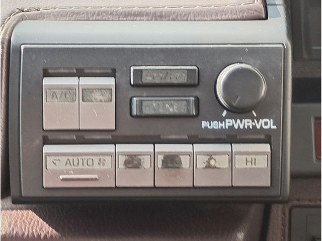 Toyota MARK II 1987-09 1546631-11