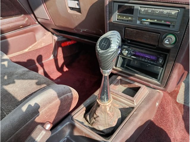 Toyota MARK II 1987-09 1546631-17