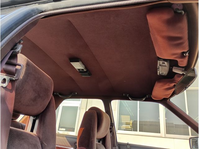 Toyota MARK II 1987-09 1546631-18