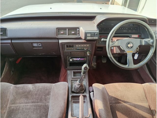 Toyota MARK II 1987-09 1546631-8