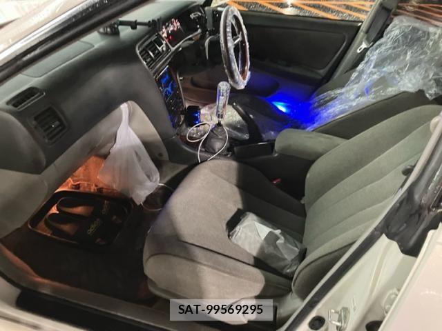 Toyota MARK II 1998-08 2099979-10