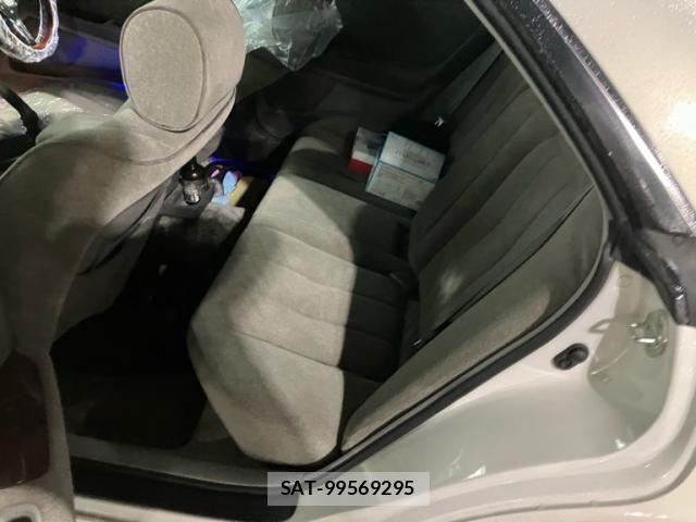 Toyota MARK II 1998-08 2099979-11