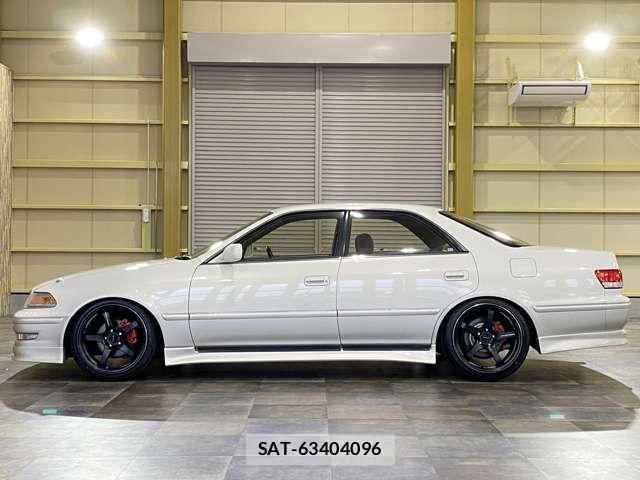 Toyota MARK II 2000-03 4595857-9