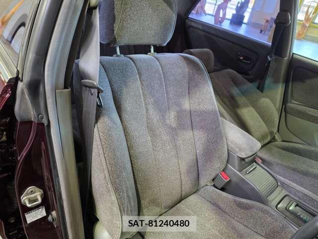 Toyota MARK II 1997-04 6907939-17