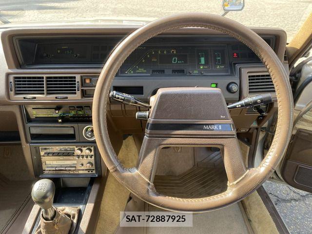 Toyota MARK II 1983-01 7617809-15