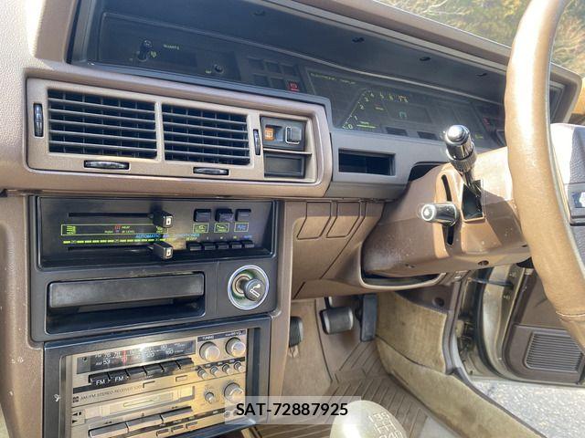 Toyota MARK II 1983-01 7617809-19