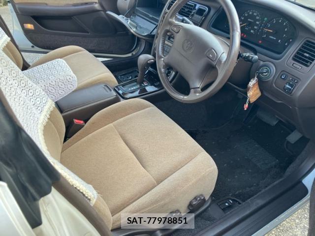Toyota MARK II 1995-12 8074430-23