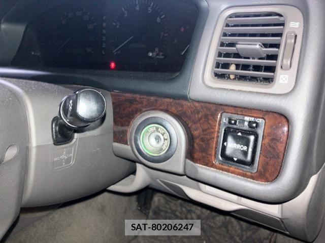Toyota MARK II 1998-03 8245791-13