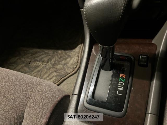 Toyota MARK II 1998-03 8245791-16