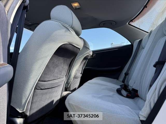 Toyota MARK II 1993-03 8371818-16