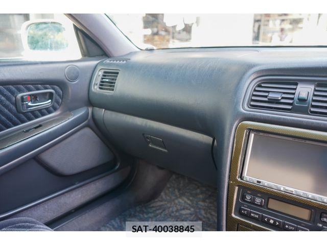Toyota MARK II 1997-01 8880605-16