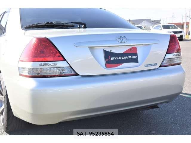 Toyota MARK II 2003-01 1299480-19