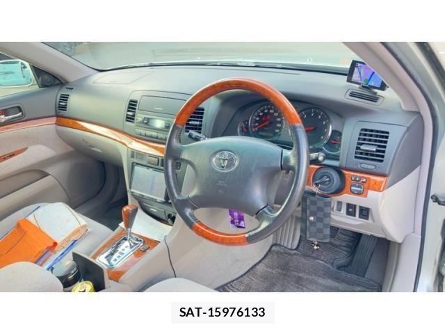 Toyota MARK II 2004-06 8230695-9