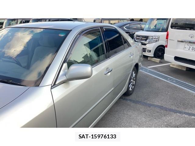 Toyota MARK II 2004-06 8230695-1