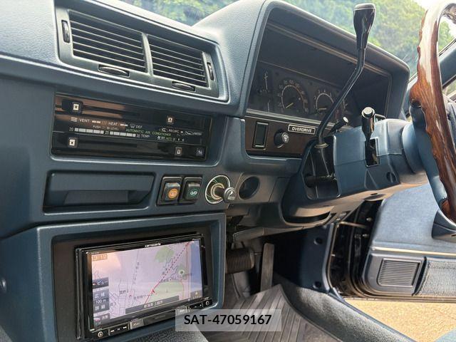 Toyota MARK II 1982-06 8245792-18