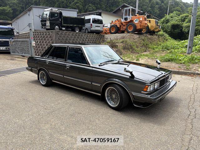 Toyota MARK II 1982-06 8245792-4