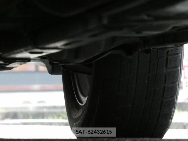 Toyota MARK II 2003-11 8336654-11