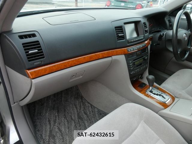 Toyota MARK II 2003-11 8336654-27