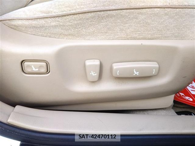 Toyota MARK II 2003-11 8562525-13
