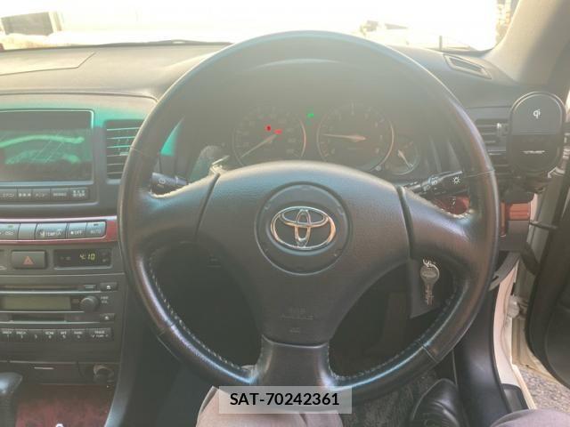 Toyota MARK II 2004-09 8685894-6