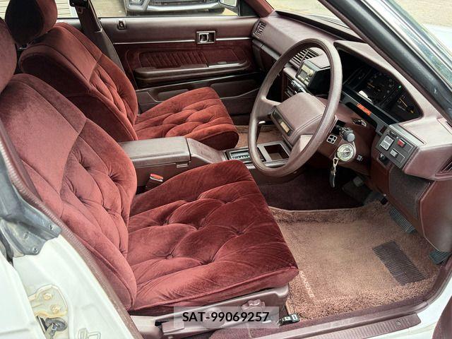 Toyota MARK II 1984-11 8849648-14