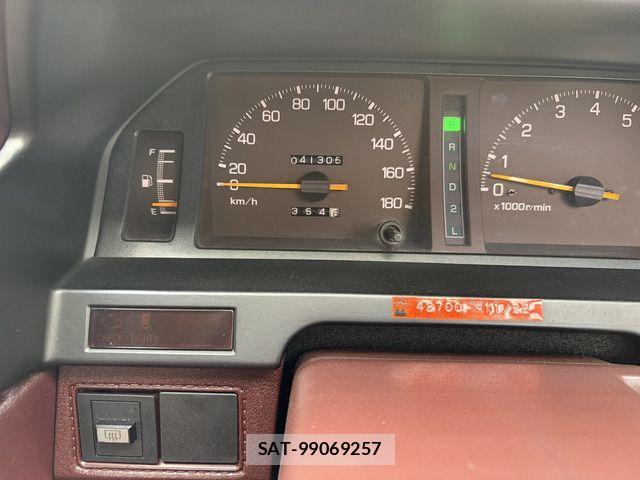 Toyota MARK II 1984-11 8849648-16
