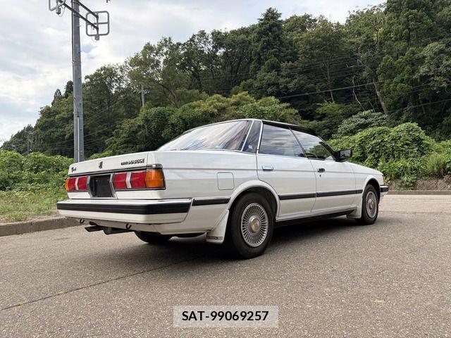 Toyota MARK II 1984-11 8849648-8