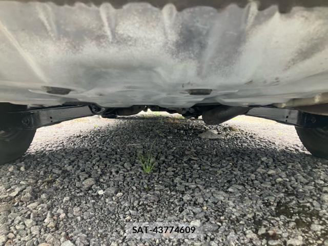 Toyota MARK II 2003-01 8146099-8