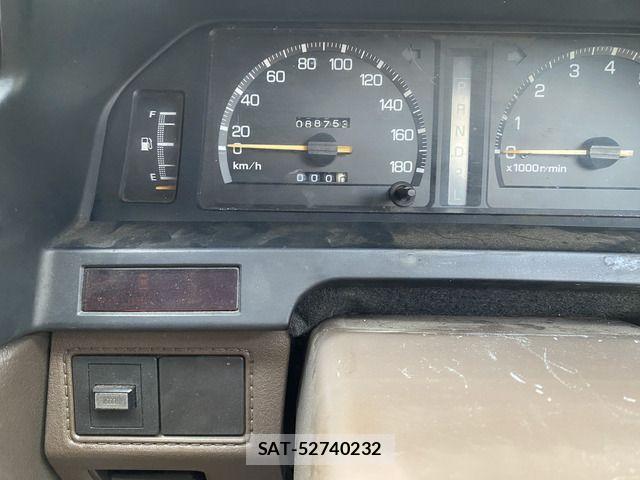 Toyota MARK II WAGON 1992-07 1331736-16