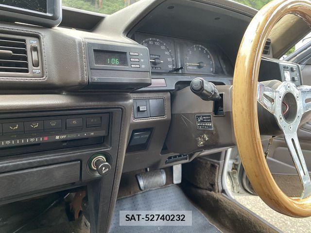 Toyota MARK II WAGON 1992-07 1331736-19