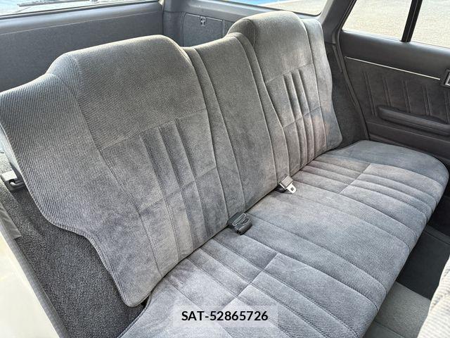 Toyota MARK II WAGON 1985-03 1586209-10