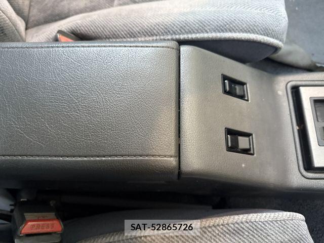 Toyota MARK II WAGON 1985-03 1586209-16