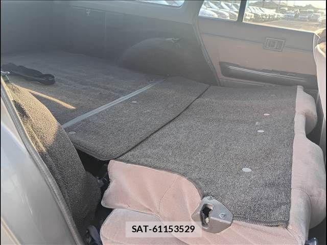 Toyota MARK II WAGON 1989-01 7877506-28
