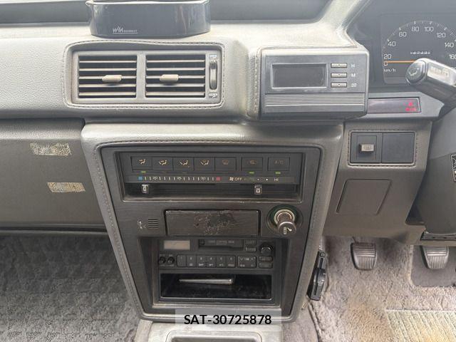 Toyota MARK II WAGON 1995-06 7979822-17