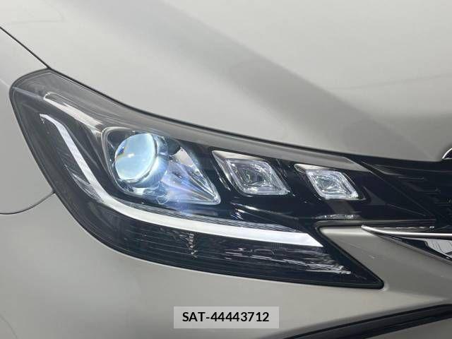 Toyota MARK X 2017-10 957883-11