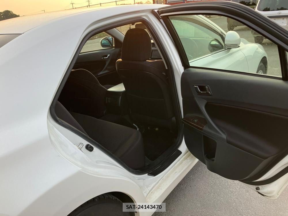Toyota MARK X 2018 976202-10