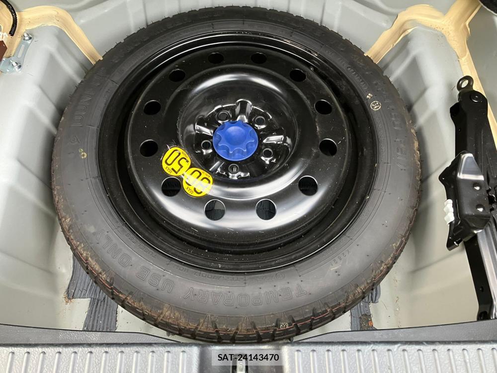 Toyota MARK X 2018 976202-28