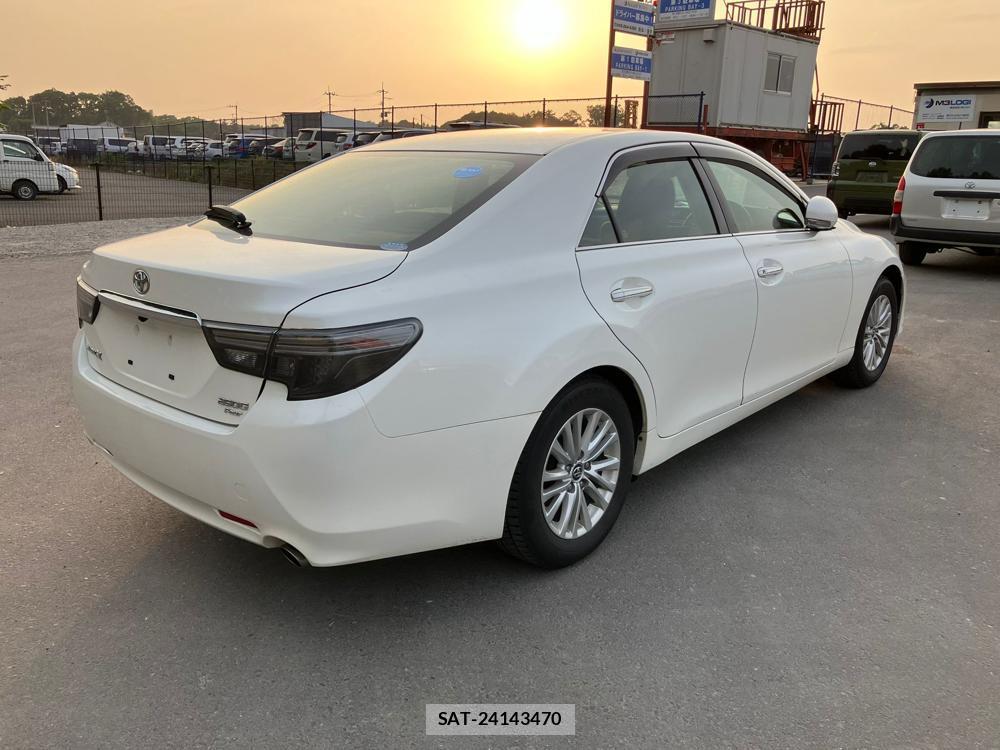 Toyota MARK X 2018 976202-4