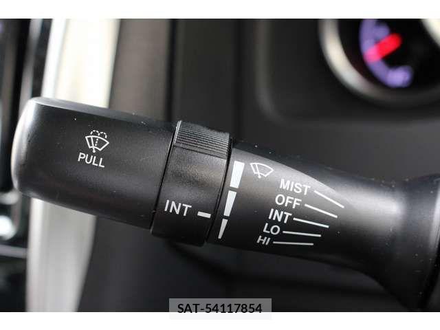 Toyota MARK X 2021-05 1123860-5