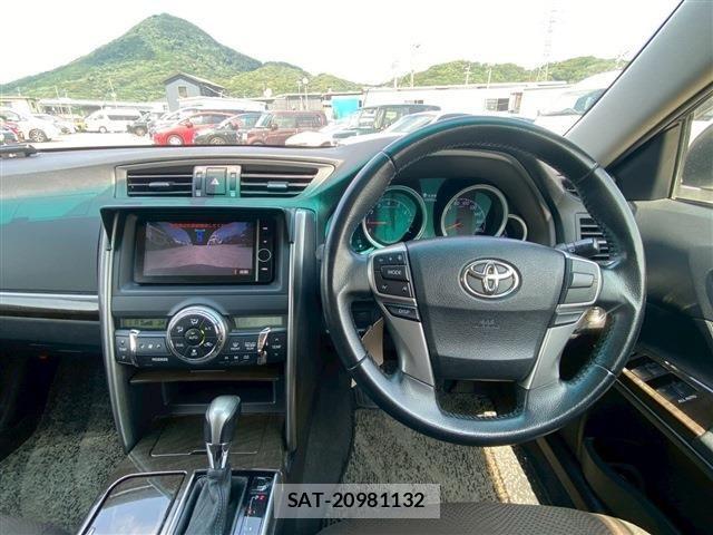 Toyota MARK X 2014-05 1171560-15