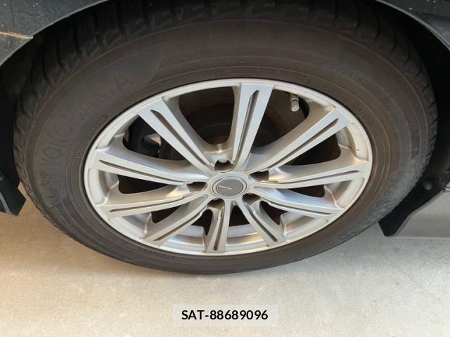 Toyota MARK X 2017-12 1168352-3