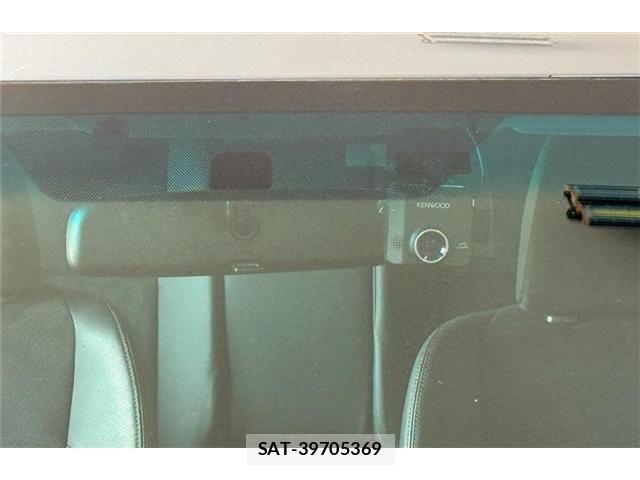 Toyota MARK X 2016-10 1176787-20