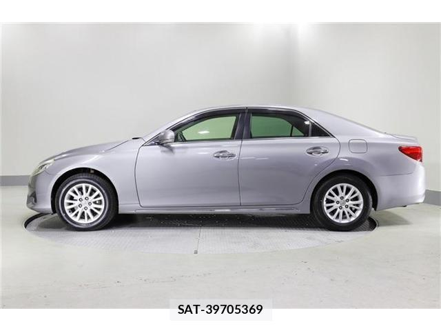 Toyota MARK X 2016-10 1176787-3