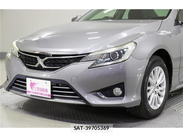 Toyota MARK X 2016-10 1176787-8