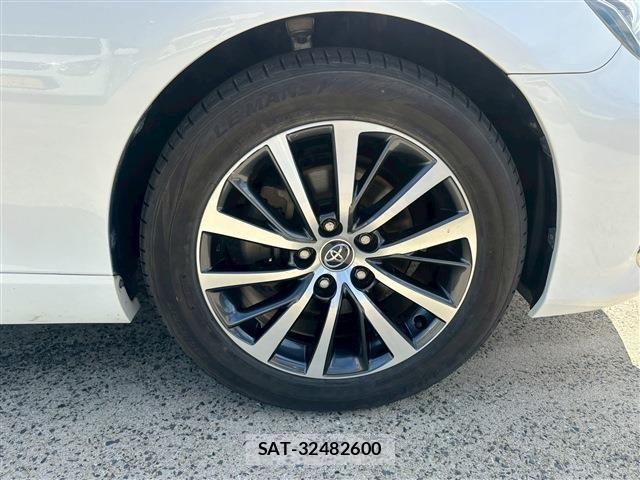 Toyota MARK X 2017-03 1292287-11