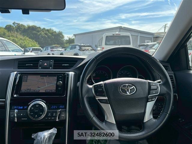 Toyota MARK X 2017-03 1292287-17
